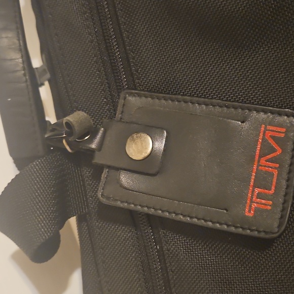 TUMI Alpha Expandable Ballistic Nylon Briefcase Messenger Laptop Bag 26214D3 7th - Picture 7 of 12